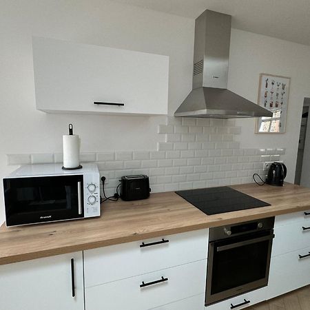 Appartement En Centre-Ville - Local Velos Disponible マイエンヌ エクステリア 写真