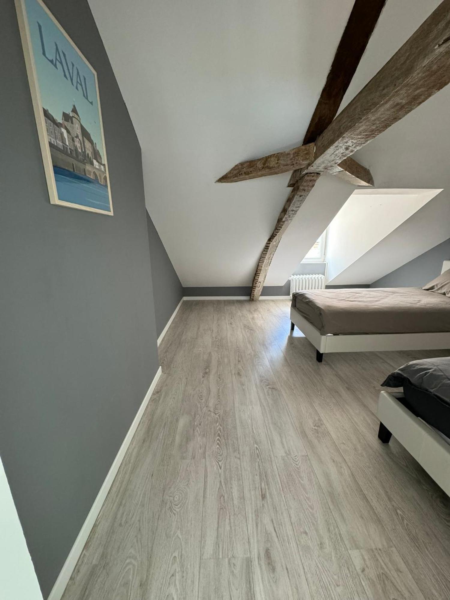 Appartement En Centre-Ville - Local Velos Disponible マイエンヌ エクステリア 写真