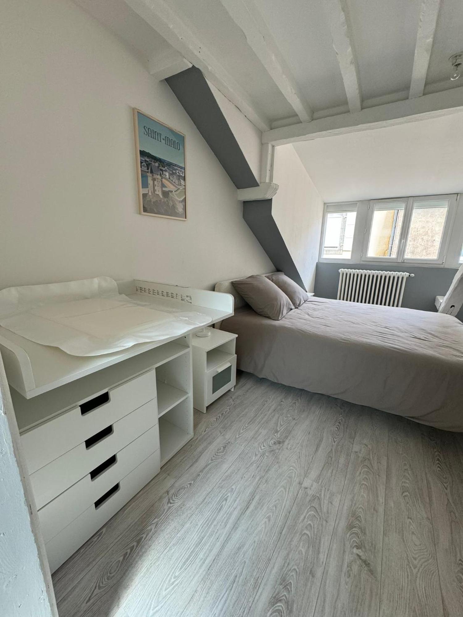 Appartement En Centre-Ville - Local Velos Disponible マイエンヌ エクステリア 写真
