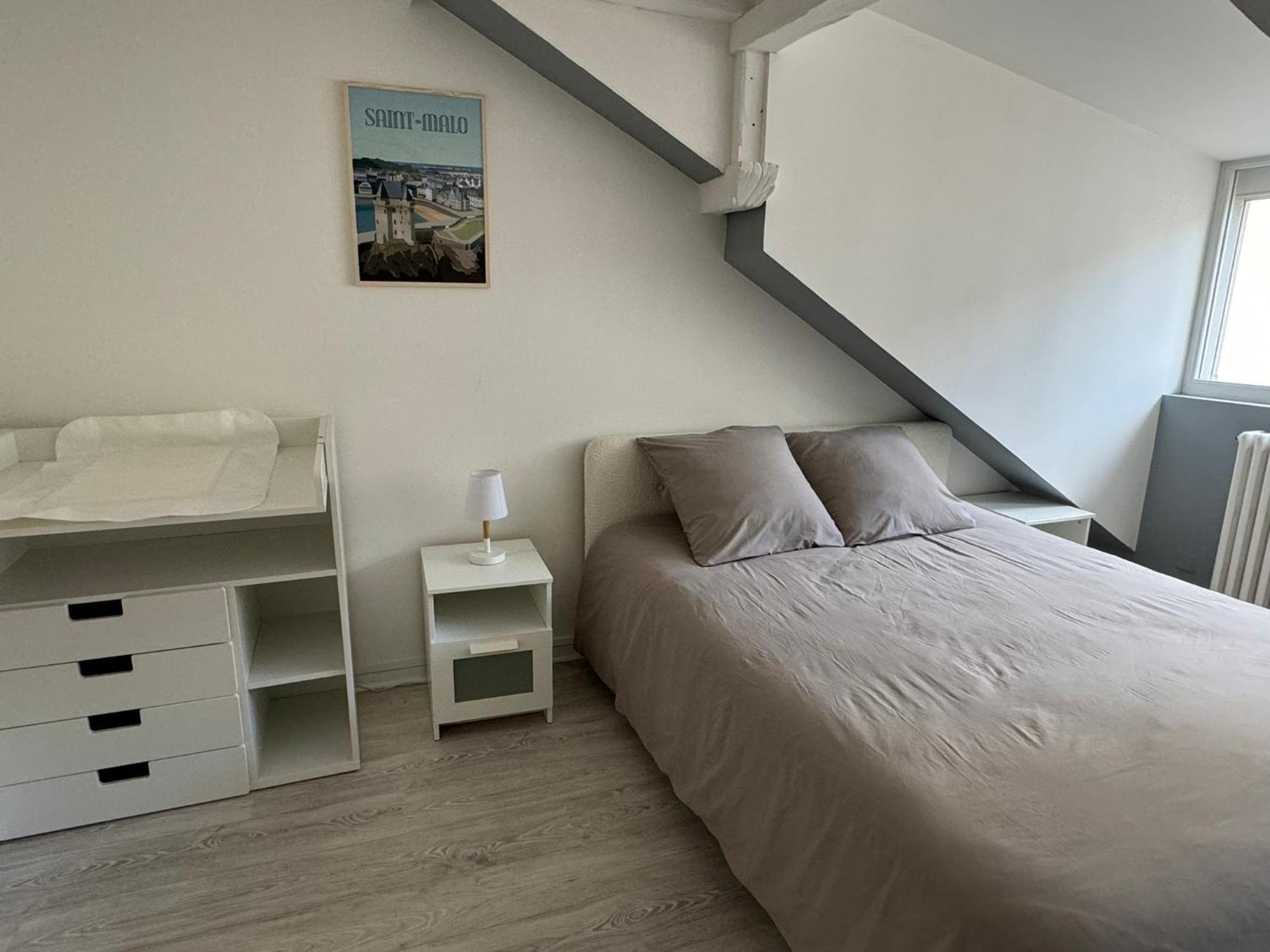 Appartement En Centre-Ville - Local Velos Disponible マイエンヌ エクステリア 写真